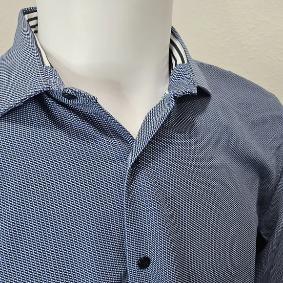 Sold - Picture 3 of 7